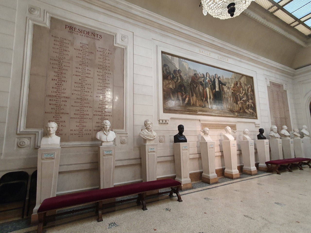 Pinel faisant tomber, à Bicêtre, les fers des aliénés, Académie Nationale de Médecine, Paris (by Magdalena Mazurak) (1).jpg
